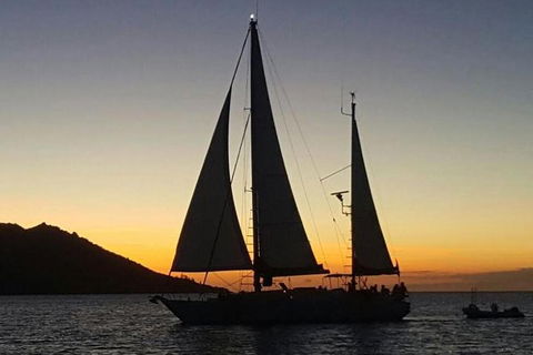 Magnetic Island Sunset Sail - Melbourne Tourism 0