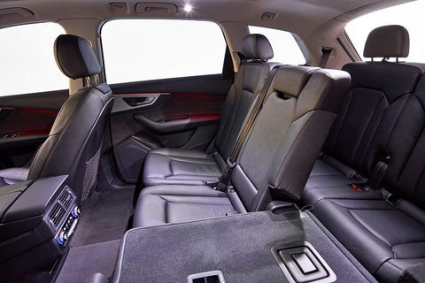 Family Sydney Airport Departure Transfer - Melbourne Tourism 3