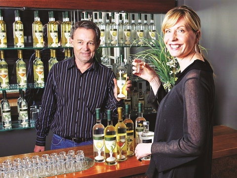 Distillery Botanica - Melbourne Tourism 0