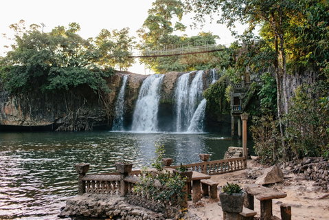 Mena Creek Falls - Melbourne Tourism 0