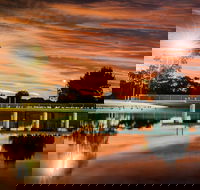 Millicent Swimming Lake - Melbourne Tourism