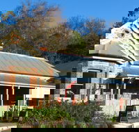 emprades vintage  design - Melbourne Tourism