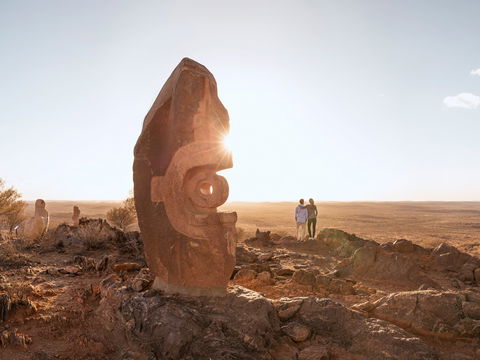 The Living Desert And Sculptures - Melbourne Tourism 0