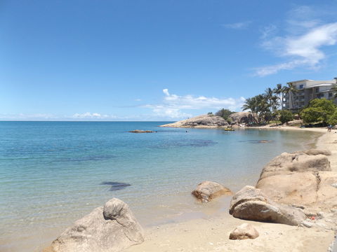 Bowen's Rose Bay - Melbourne Tourism 1