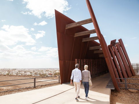 Line Of Lode Lookout And Miners Memorial - Melbourne Tourism 0