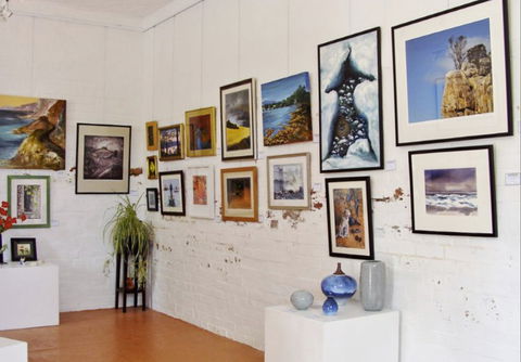 Lovett Gallery Cygnet - Melbourne Tourism 2