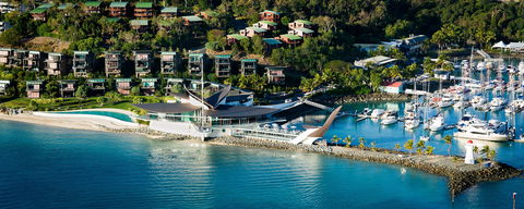 Hamilton Island Yacht Club - Melbourne Tourism 0