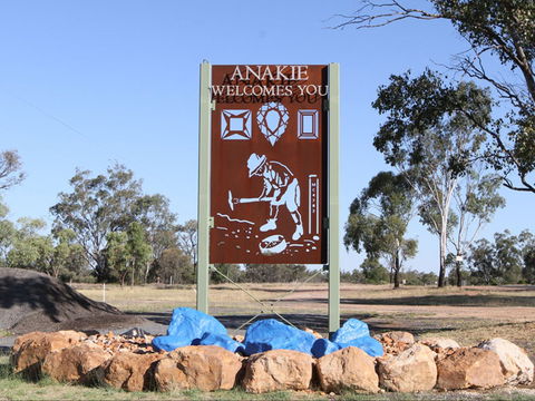 Anakie - Melbourne Tourism 0