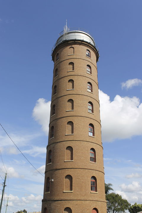 East  Bundaberg Water Tower - Melbourne Tourism 2