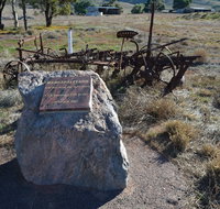 Wangaraleednie Monument  Ruins - Melbourne Tourism