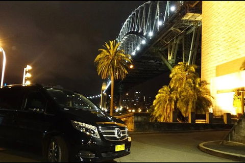 REGAL - Luxury Airport Round Trip, Bespoke Premium Transfer And Tours - Melbourne Tourism 5
