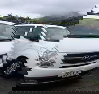 IMAX Private Transfer 7 Guests Cairns Airport to Hotels in Cairns City - Melbourne Tourism
