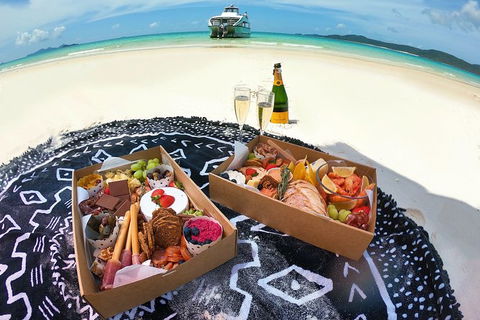 Reef & Whitehaven Landing - Melbourne Tourism 9