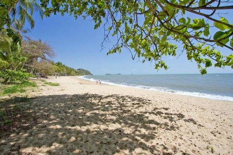 Airport Transfer - Palm Cove, Kewarra Beach & Trinity Beach To Cairns Airport - Melbourne Tourism 3