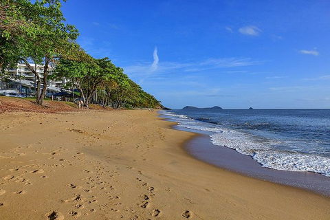 Airport Transfer - Palm Cove, Kewarra Beach & Trinity Beach To Cairns Airport - Melbourne Tourism 7