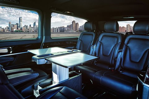 Brisbane Airport Transfers : Brisbane To Brisbane Airport BNE In Luxury Van - Melbourne Tourism 1