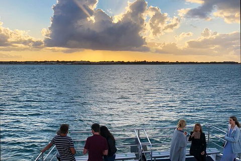 Sunset Twilight Cruise In Hervey Bay - Melbourne Tourism 4