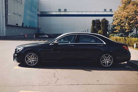 Departure Private Transfers: Adelaide To Adelaide Airport ADL In Business Car - Melbourne Tourism 0