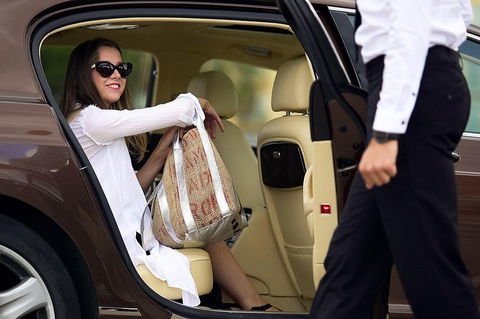 Melbourne Airport (AVV) To City Center To Airport - Private Transfer - Melbourne Tourism 1