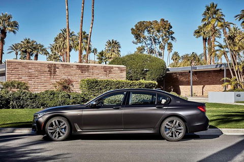 BMW Car Melbourne Airport To CBD - Melbourne Tourism 2
