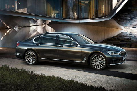 BMW Car Melbourne Airport To CBD - Melbourne Tourism 0