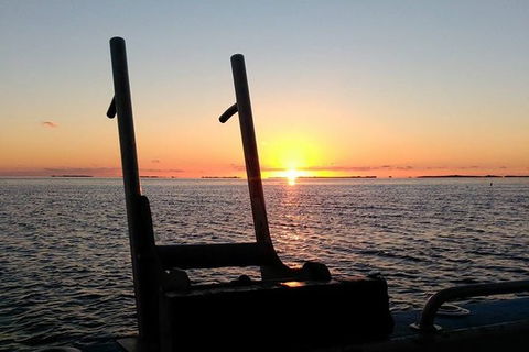 Sunset Geraldton Harbour Cruise - Melbourne Tourism 2