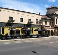 Ferntree Gully Hotel - Melbourne Tourism