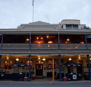PJ O'Brien's Irish Pub - Melbourne Tourism