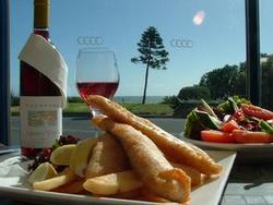 Henley Beach Hotel - Melbourne Tourism 2