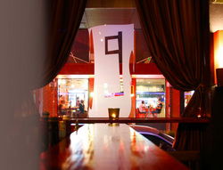 Glass Bar & Restaurant - Melbourne Tourism 2