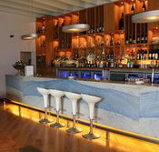 Pontoon Bar - Melbourne Tourism