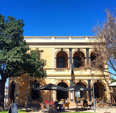 The Kentish Hotel - Melbourne Tourism 5