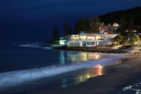 Oskars On Burleigh - Melbourne Tourism 0