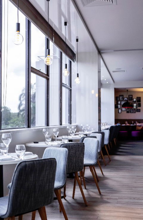 MRepublic Restaurant, Bar And Lounge - Melbourne Tourism 5