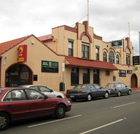 Cooley's Hotel - Melbourne Tourism