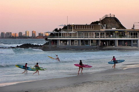 Currumbin Beach Vikings Surf Club - Melbourne Tourism 1