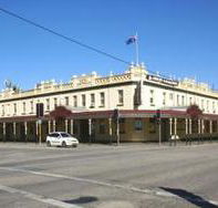Soden's Australia Hotel - Melbourne Tourism