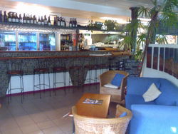 Clifton Capers Bar & Grill - Melbourne Tourism 3