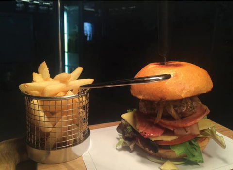 Hellenic Club - Melbourne Tourism 4