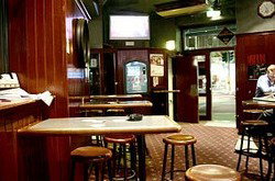 Brighton Up Bar - Melbourne Tourism 0
