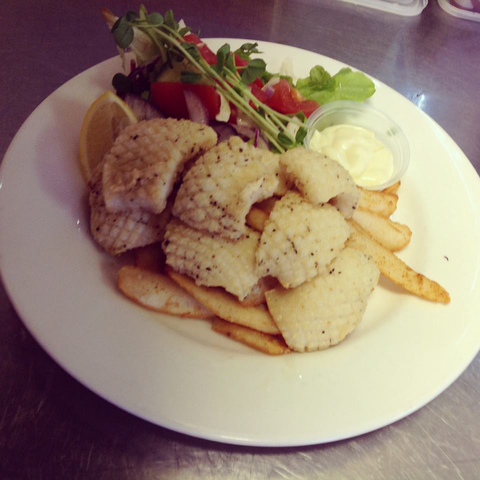Golden Sands Tavern - Melbourne Tourism 3