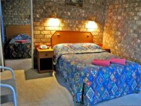 Comfort Inn Citrus Valley - Melbourne Tourism 0