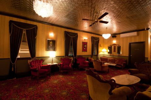 Back Bar Cocktail Lounge & Function Venue - Melbourne Tourism 3