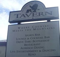 Glass House Mountains Tavern - Melbourne Tourism