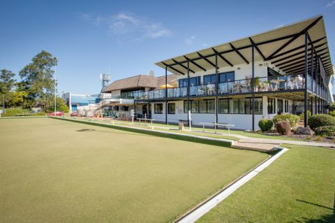Taree Leagues Sports Club - Melbourne Tourism 0