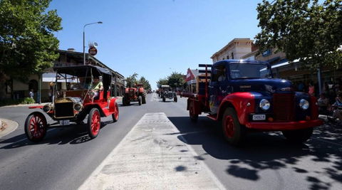 Corowa Rotary Federation Festival - Melbourne Tourism 1