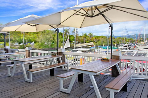 Hemingway's Brewery Port Douglas - Melbourne Tourism 0