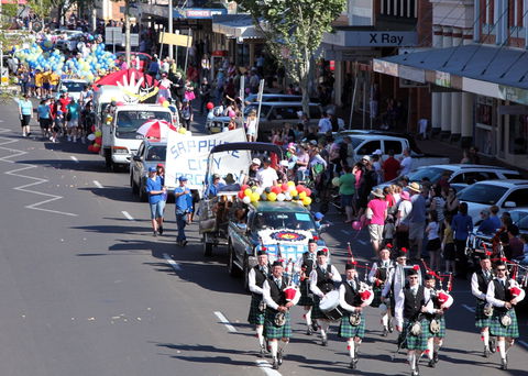 Regional Australia Bank Inverell Sapphire City Festival - Melbourne Tourism 2