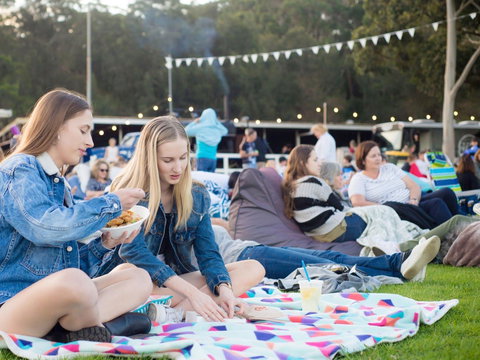 Eat Street Bulli - Melbourne Tourism 0