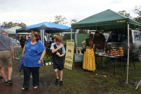Twilight Markets At East Kurrajong - Melbourne Tourism 1